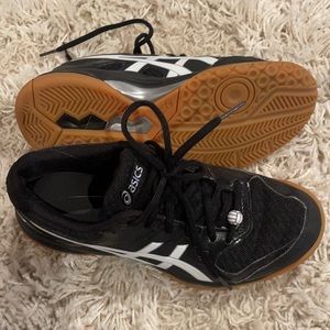 Girls ASICS volleyball shoes size 6.5